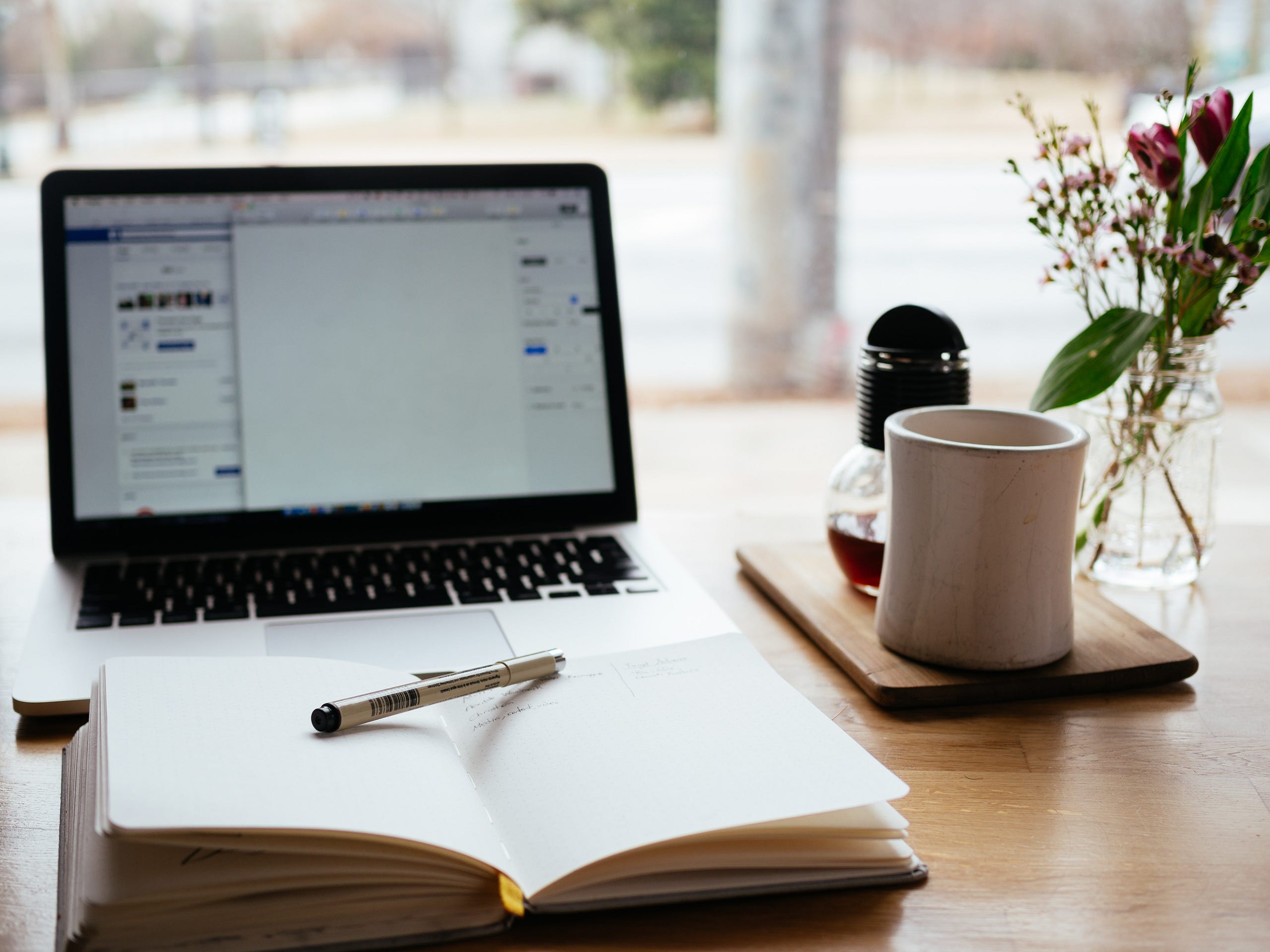 Four signs you need an email management system